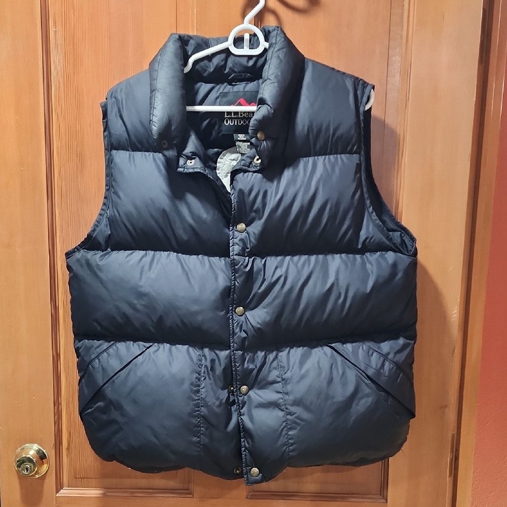 L.L. Bean Black Puffer Vest Like New